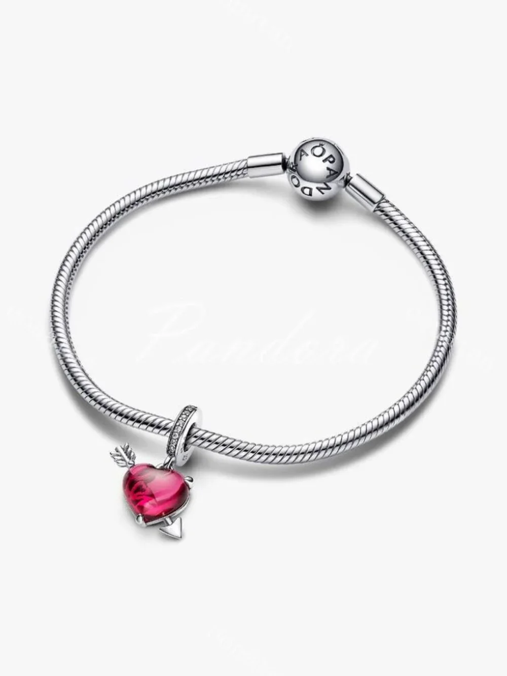 Pandora 🚚 ships